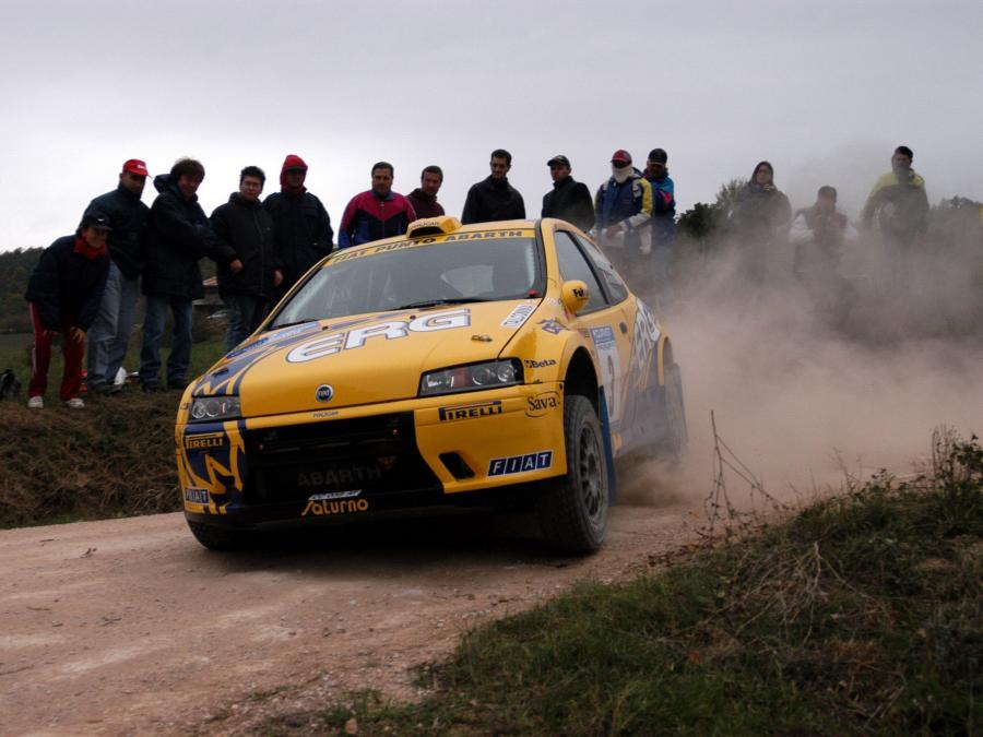  Fiat Punto Super 1600 2000 года  (фото 2 из 4)